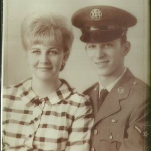 Meet your Posher, Gloria